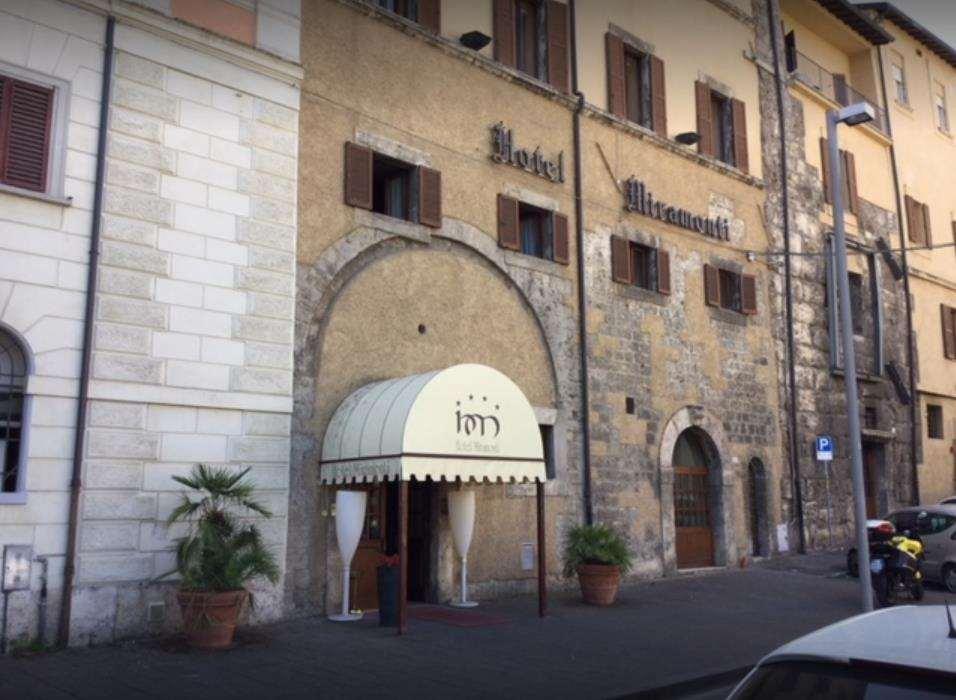 Hotel&Ristorante Miramonti Palazzo Storico Rieti Exteriér fotografie