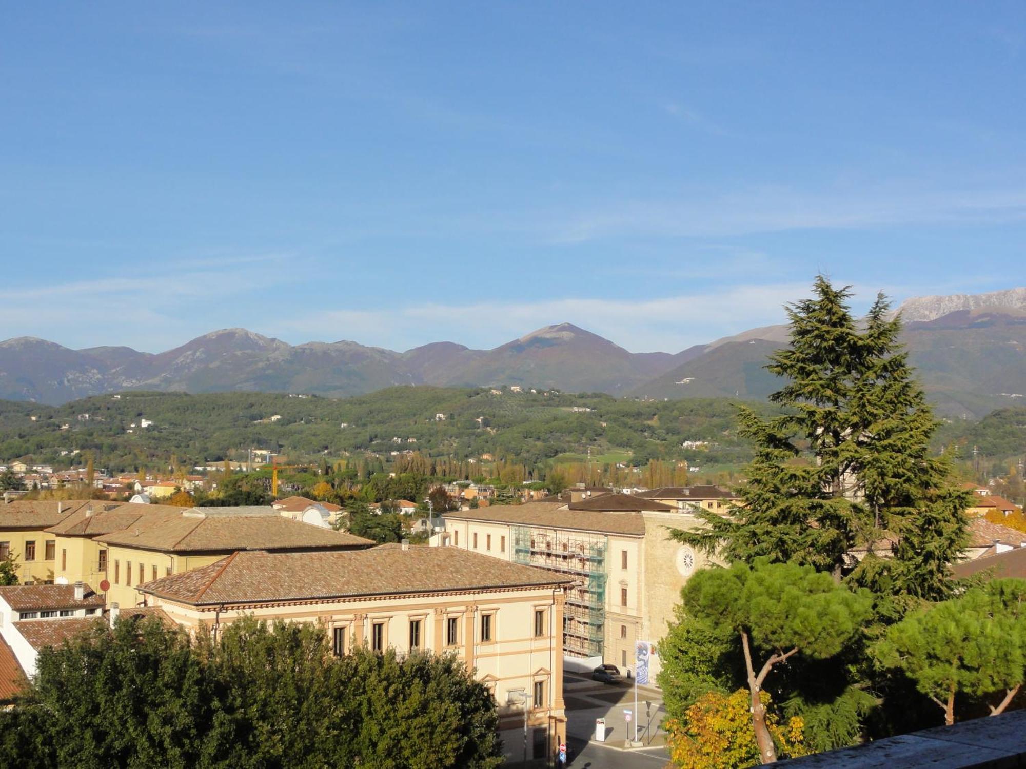 Hotel&Ristorante Miramonti Palazzo Storico Rieti Exteriér fotografie
