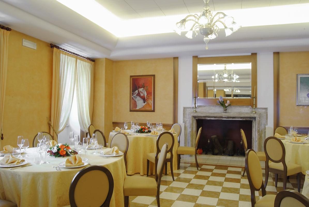 Hotel&Ristorante Miramonti Palazzo Storico Rieti Exteriér fotografie